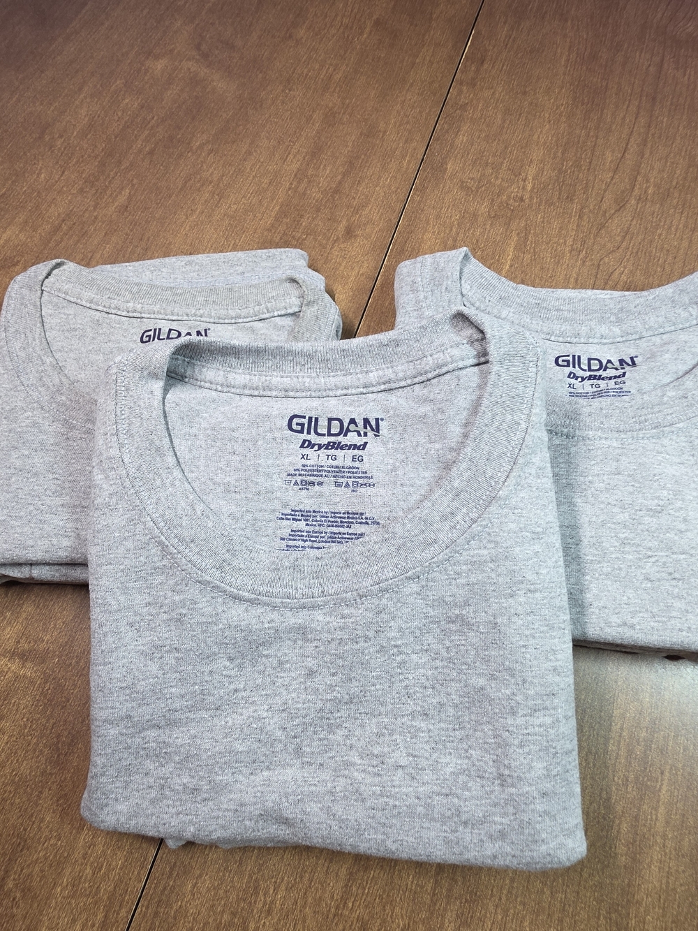 Gildan Men’s Heather Gray Crew Neck Pocket T-Shirt - Lot Of 3
